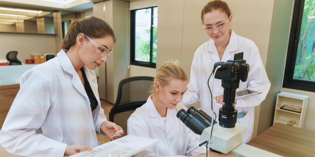 estudar Biomedicina