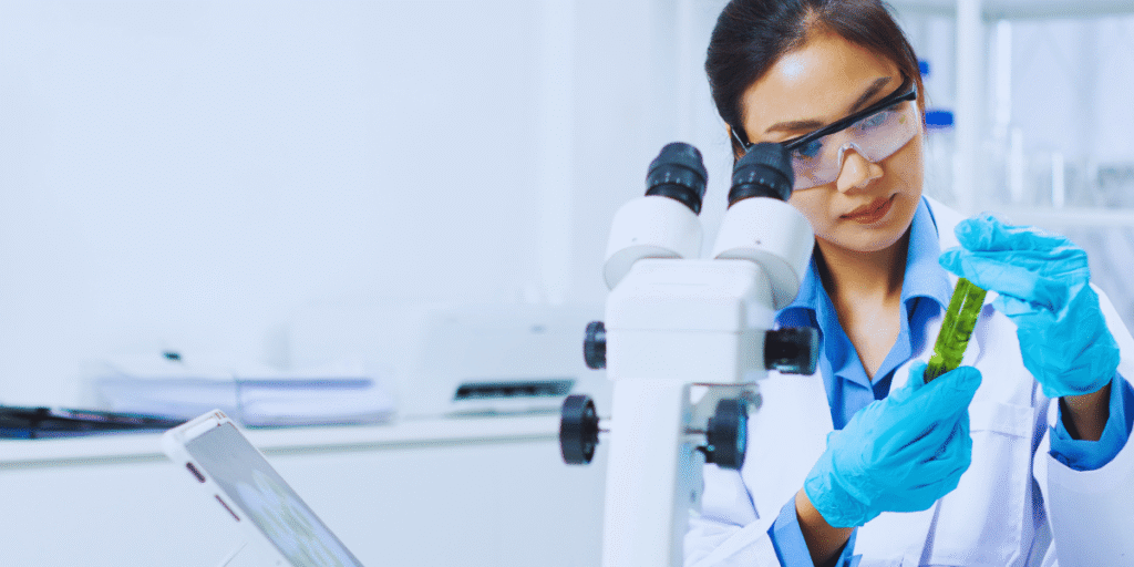 Como é o estágio no curso de Biomedicina?