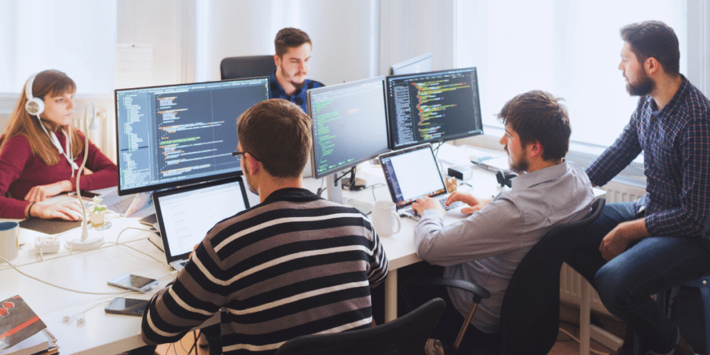 Descubra 5 motivos para escolher o curso de Engenharia de Software e veja como essa graduação pode abrir portas no mercado de tecnologia.